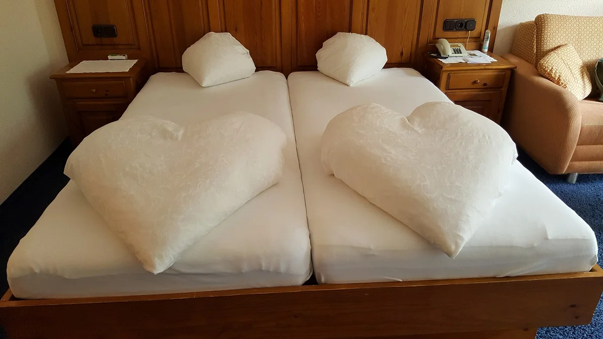 Áo bọc nệm là gì? Cách chọn áo bọc nệm phù hợp cho gia đình